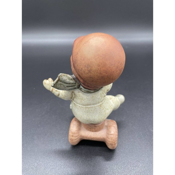 UCTCI Boy Riding Tricycle Stoneware Made In Japan - Picture 4 of 7